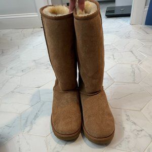 Ugg Classic Tall Sheepskin Boots - Size 9, Chestnut **Never Worn**